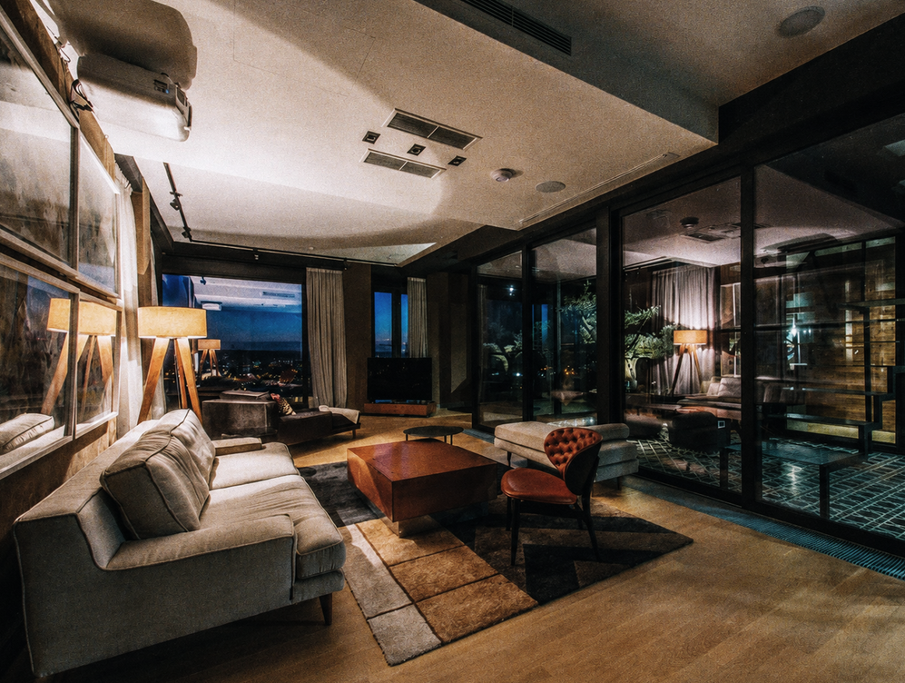Melbourne penthouse accommodation lounge